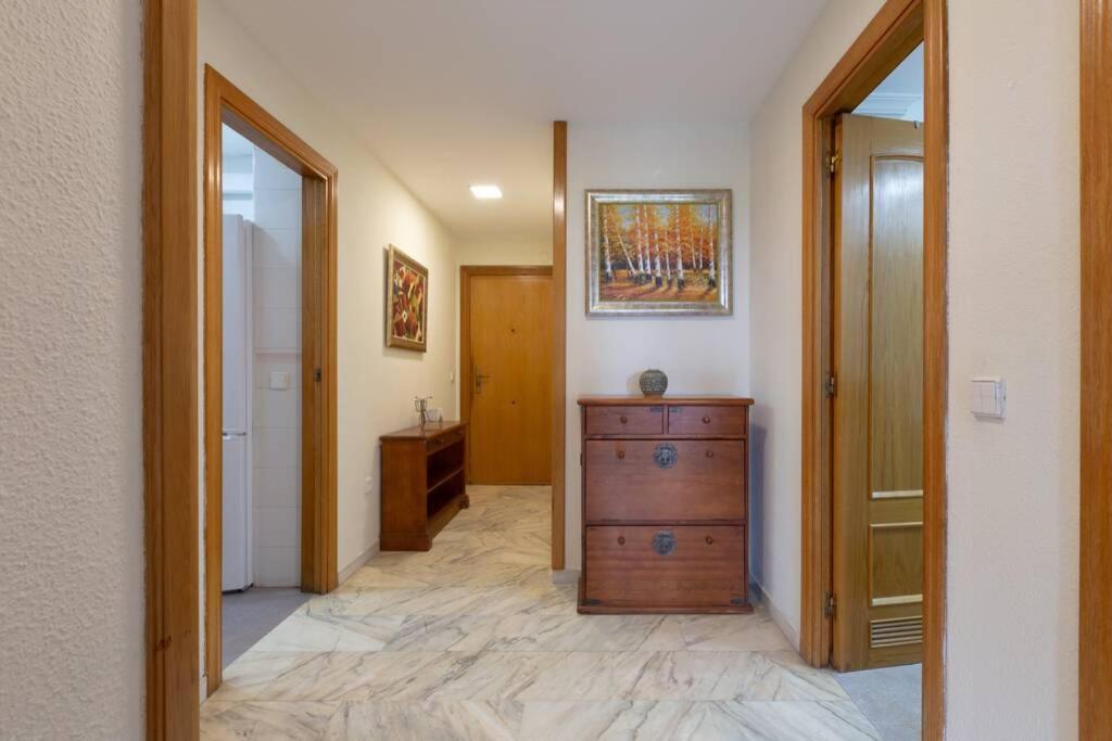 דירות מאלגה Playa Huelin Apartamento מראה חיצוני תמונה