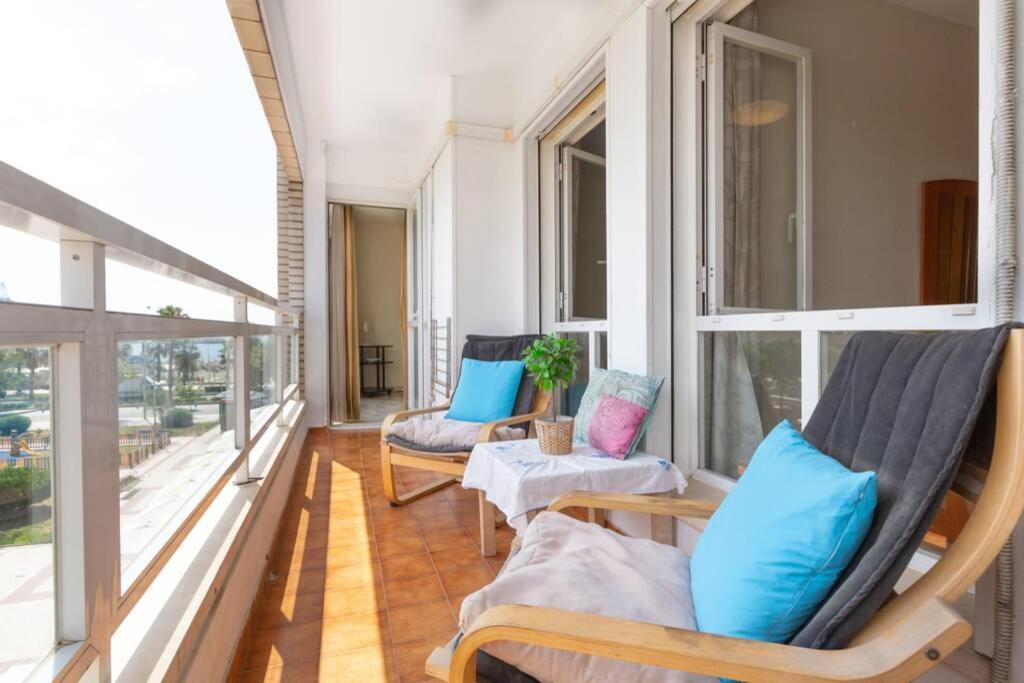 דירות מאלגה Playa Huelin Apartamento מראה חיצוני תמונה