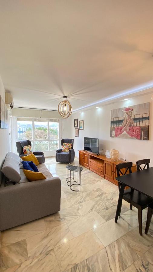 דירות מאלגה Playa Huelin Apartamento מראה חיצוני תמונה