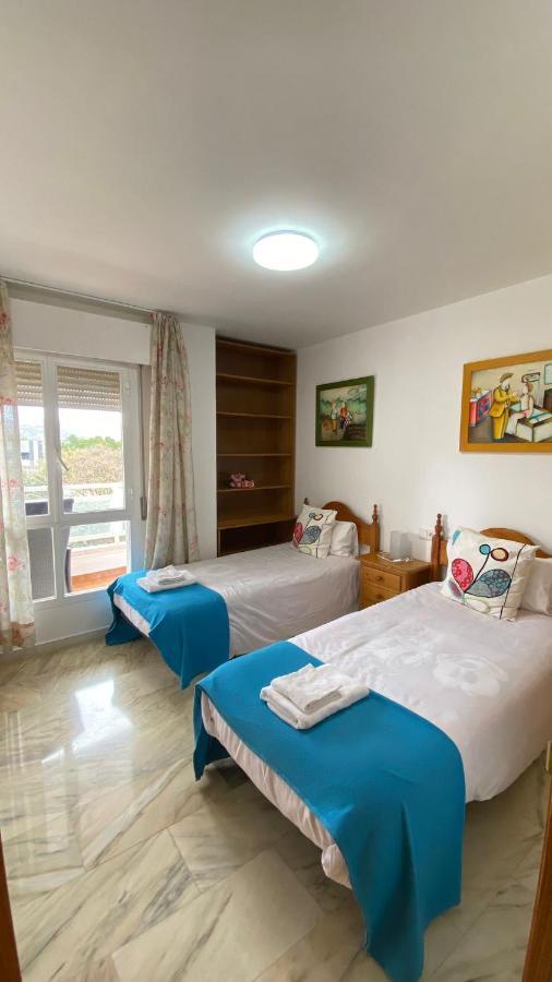 דירות מאלגה Playa Huelin Apartamento מראה חיצוני תמונה